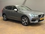 Volvo XC60 2.0 T4 R-Design Navigatie | Stoelverwarming | Trekhaak | Climate | | Achteruitrijcamera | Apple Carplay/Android Auto|telefoonintegratie premium | Bandenspanningscontrolesysteem