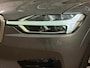 Volvo XC60 2.0 T4 R-Design Navigatie | Stoelverwarming | Trekhaak | Climate | | Achteruitrijcamera | Apple Carplay/Android Auto|telefoonintegratie premium | Bandenspanningscontrolesysteem
