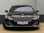 BMW 7-Serie 730d - Active Steering - Dak - Standkachel - Stoelventilatie + Massage - Nappa Leder