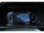 Volvo XC90 T8 Recharge AWD Ultra Bright | Luchtvering | Semi-elektrische trekhaak | Panoramadak met schuif-/kantelfunctie | Verwarmbare voorstoelen met massagefunctie en ventilatie | Verwarmbare achterbank | Premium audio by Bowers & Wilkins | Standkachel | 360° Parkeercamera |
