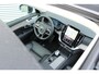 Volvo XC90 T8 Recharge AWD Ultra Bright | Luchtvering | Semi-elektrische trekhaak | Panoramadak met schuif-/kantelfunctie | Verwarmbare voorstoelen met massagefunctie en ventilatie | Verwarmbare achterbank | Premium audio by Bowers & Wilkins | Standkachel | 360° Parkeercamera |