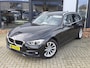BMW 3-Serie Touring 320i Corporate Lease Executive + PANO DAK + APPLE ANDROID + LED + SPORTSTOELEN