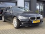 BMW 3-Serie Touring 320i Corporate Lease Executive + PANO DAK + APPLE ANDROID + LED + SPORTSTOELEN