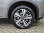 Nissan X-Trail 1.5 e-4orce Tekna 4WD Automaat / Fabrieksgarantie tot 05-2027 / Allseason banden / Trekgewicht 1.800 Kg / Head Up Display / Stuur-, Stoel en Achterbank verwarming / Adaptief CC / Elektrische achterklep /