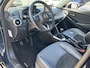 Mazda 2 1.5 Skyactiv-G Luxury | Rijklaarprijs! | Climate Control | Navigatie | Cruise Control | Stof Leder | Stoel & Stuurverwarming | Inclusief 36 mnd Garantie! |