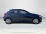 Mazda 2 1.5 Skyactiv-G Luxury | Rijklaarprijs! | Climate Control | Navigatie | Cruise Control | Stof Leder | Stoel & Stuurverwarming | Inclusief 36 mnd Garantie! |