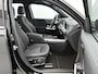 Mercedes-Benz EQB 250+ Business Solution 71 kWh | Widescreen display | Stoelverwarming voor | Sfeerverlichting | EASY PACK achterklep | Parkeerpakket met achteruitrijcamera | Extra USB-poorten |