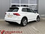 Volkswagen Tiguan 1.5 TSI R-Line Automaat 150 PK | | Carplay | LED | Adaptive Cruise | Climate
