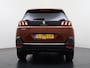 Peugeot 5008 130pk Allure | 1ste eigenaar | 7 persoons | LEER/Stof | Parkeersensoren VOOR+Achter | Navigatie | Climate | 18"LMV