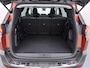 Peugeot 5008 130pk Allure | 1ste eigenaar | 7 persoons | LEER/Stof | Parkeersensoren VOOR+Achter | Navigatie | Climate | 18"LMV