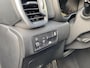Kia Sportage 1.6 GDI Design Edition / NL-Auto / Volledig Dealer Onderhouden / JBL-Audio / Keyless / Vol-Leder / DAB / Apple-Carplay&Android-Auto / Navi / Camera / Stuur+Stoelverwarming / Achterbank Verwarming / Elektrisch Verstelbare Voorstoelen / Cruise-Control / Climate-Control / AFN-Trekhaak / PDC / LMV 19'' / ENZ.
