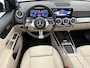 Mercedes-Benz EQB 250+ Business Solution Luxury 71 kWh | GUARD 360° Voertuigbescherming Plus | Smartphone integratie | Panoramaschuifdak | Stoelverwarming voor | Dodehoekassistent | Donkergetint glas achter |