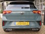 Volkswagen T-Roc 1.5 TSI 150pk DSG-aut. R-LINE / Trekhaak afn. / Camera / Stoelverw. / IQ Light / FABRIEKS garantie