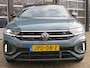 Volkswagen T-Roc 1.5 TSI 150pk DSG-aut. R-LINE / Trekhaak afn. / Camera / Stoelverw. / IQ Light / FABRIEKS garantie