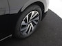 Volkswagen Golf 1.4 eHybrid Style | SoH 89% | Standkachel | Stoel- en stuurwielverwarming | Navigatie | Adaptieve cruise control | Elektrisch verstelbare bestuurdersstoel met geheugen | CarPlay | Achterbank verwarmd |