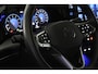 Volkswagen Golf Variant 1.0 eTSI Life Business Camera/Trekhaak/winterpakket/17inch/Adaptieve cruise control