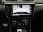 Skoda Superb Combi 1.4 TSi 218 Pk Automaat iV Sportline Business | Panoramadak | Adaptive Cruise | CarPlay | Navigatie | Stoelverwarming | Camera | Trekhaak | 76.398 Km!!