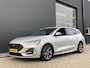 Ford Focus 1.0 EcoBoost Hybrid 125 pk ST Line Wagon SYNC4 Navigatie touchscreen -Winter Pack-Parkeersensoren voor en achter