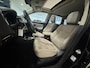 Mitsubishi Outlander 2.0 PHEV Instyle Trekhaak Mooi! Leer Schuif/kanteldak