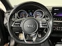 Kia ProCeed 1.5 T-GDi MHEV GT-Line Edition Climate control Cruise control adaptive Achteruitrijd camera Parkeersensoren achter Stuur verwarming Voorstoelen verwarmd Navigatie Apple Carplay/ Android Auto