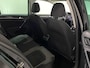 Volkswagen Golf 1.5 TSI Highline Business R -Line App-connect Panodak Trekhaak 18inch LED Virtual Massagestoel