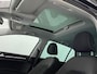 Volkswagen Golf 1.5 TSI Highline Business R -Line App-connect Panodak Trekhaak 18inch LED Virtual Massagestoel