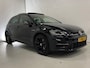 Volkswagen Golf 1.5 TSI Highline Business R -Line App-connect Panodak Trekhaak 18inch LED Virtual Massagestoel