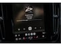 Volvo XC40 Recharge P8 AWD R-Design Trekhaak/ Stoel-stuurverwarming/ Camera/ Memory/ Blis/ Navigatie/ Contourstoelen/ Carplay/ Adapt. cruise