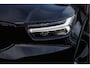 Volvo XC40 Recharge P8 AWD R-Design Trekhaak/ Stoel-stuurverwarming/ Camera/ Memory/ Blis/ Navigatie/ Contourstoelen/ Carplay/ Adapt. cruise