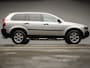 Volvo XC90 2.4D 7P. (LED,CRUISE,LEDER,ELECTRISCHE STOELEN,TREKHAAK,LM VELGEN,NIEUWE APK,GETINT,NETTESTAAT)