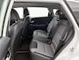 Kia e-Niro DynamicLine 64 kWh 204pk Automaat | 1ste Eigenaar | Warmtepomp | Navigatie | Climate Control | Adaptieve Cruise Control | Achteruitrijcamera | Keyless Entry/Start | 17" LMV | Verwarmde Voorstoelen | Apple Carplay/Android Auto |
