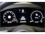 Porsche Cayenne 3.0 E-Hybrid 470PK | Krijt | Pano | InnoDrive | Sfeer | Bose | Lucht | 12 MND Garantie