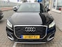 Audi Q2 35 TFSI CoD S-Line / AUTOMAAT/ 2X S-LINE/ 150 PK/ PARK.SENSOREN V+A/ CRUISE CONTROL/ STOEL VERWARM./ BLUETOOTH/ NAVI/ SPRAAK BEDIENING/ RADIO/ LED/ CLIMA/ ISOFIX/ 18'' LMV
