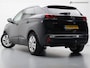 Peugeot 3008 1.2 PureTech Executive Deluxe (APPLE CARPLAY,LED,COMFORT-STOELEN,CLIMATE,CRUISE,TREKHAAK,LM-VELGEN,CAMERA,NIEUWE APK)