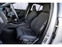 Volvo XC40 Single Motor Extended Range Plus 82 kWh | Verwarmbare voorstoelen | Verwarmbaar stuurwiel | Warmtepomp | Adaptieve cruisecontrol | BLIS |