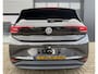 Volkswagen ID.3 First Max 58 kWh ✓SOH 94.5% ✓Panoramadak ✓Matrix LED ✓Full LED ✓Stuur- Stoelverwarming ✓Sfeerverlichting ✓Navigatie ✓Camera ✓Trekhaak ✓Lichtmetaal 20" ✓Parkeersensoren