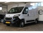 Peugeot Boxer 330 2.2 BlueHDi 140 L2H2 Premium | Incl. 12 maanden garantie | Cruise control | Parkeercamera | Airco | Bluetooth | DAB Radio | Start/stop systeem | Multifunctioneel stuurwiel |