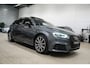 Audi A3 Sportback 1.5 TFSI 3x S-Line * Pano - Virtual - Keyless - Trekhaak - Sfeer - Zwart optiek *
