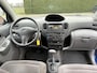 Toyota Yaris Verso 1.3-16V VVT-i Sol AUTOMAAT. Nette auto! GEEN ROEST! Zomer/ winterbanden ( Centrale vergrendeling, GEEN AIRCO)  Direct rijklaar.