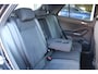 Volkswagen T-Roc 1.5 TSI 150pk R-Line DSG Automaat / Navigatie / APP Connect / LM velgen / Camera / Park Assist / Full LED / Afn trekhaak