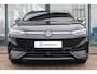 Volkswagen ID.7 Tourer Pro Limited Edition | Achterbank in ongelijke delen neerklapbaar incl. middenarmsteun en doorlaadmogelijkheid | Afstandscontrolesysteem (Front Assist), met voetgangers- en fietsersherkenning | Airconditioning automatisch, 2-zone (Climatronic)