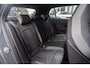 Volkswagen Golf 1.5 eTSI R-Line|IQ||Pano|Dealer onderhouden