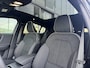 Volvo EC40 Twin Motor Plus 82 kWh | Trekhaak | Panoramadak | Keyless Entry | Adaptive Cruise Control | Donker Glas | 20'' Velgen | Harman Kardon Audio