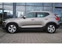 Volvo XC40 1.5 T3 Business Pro | Stoel & Stuurverwarming | Adaptieve Cruise + Pilot Assist | Trekhaak | Keyless Entry | Elek. Achterklep | Parkeersensoren + Camera | Automaat | Navigatie