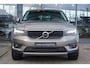 Volvo XC40 1.5 T3 Business Pro | Stoel & Stuurverwarming | Adaptieve Cruise + Pilot Assist | Trekhaak | Keyless Entry | Elek. Achterklep | Parkeersensoren + Camera | Automaat | Navigatie