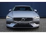 Volvo V60 2.0 T6 Plug-in hybrid AWD Essential Bright | Trekhaak | Stuur- stoelverwarming | Pilot Assist | BLIS | Lederen bekleding | Park Assist