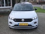 Volkswagen T-Roc 1.5 TSI Sport R-Line , Led , Pano/schuifdak , Keyless go , Elec-A-klep , Virtual cockpit enz.