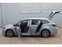Toyota Corolla Touring Sports 1.8 Hybrid Business Plus O.a: Afn. Haak, ACC, Camera, Dakdragers, Stoelverw, Etc. All-in prijs!