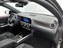 Mercedes-Benz GLA 250 e AMG Plug-In Hybride 5 spaaks lichtmetalen velgen | Navigatie | Parking support met camera | Inclusief 24 maanden MB Certified garantie voor Europa.