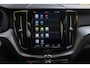 Volvo XC60 2.0 T6 Plug-in hybrid AWD Plus Dark | Trekhaak | Panoramadak | 360 graden camera | Pilot assist